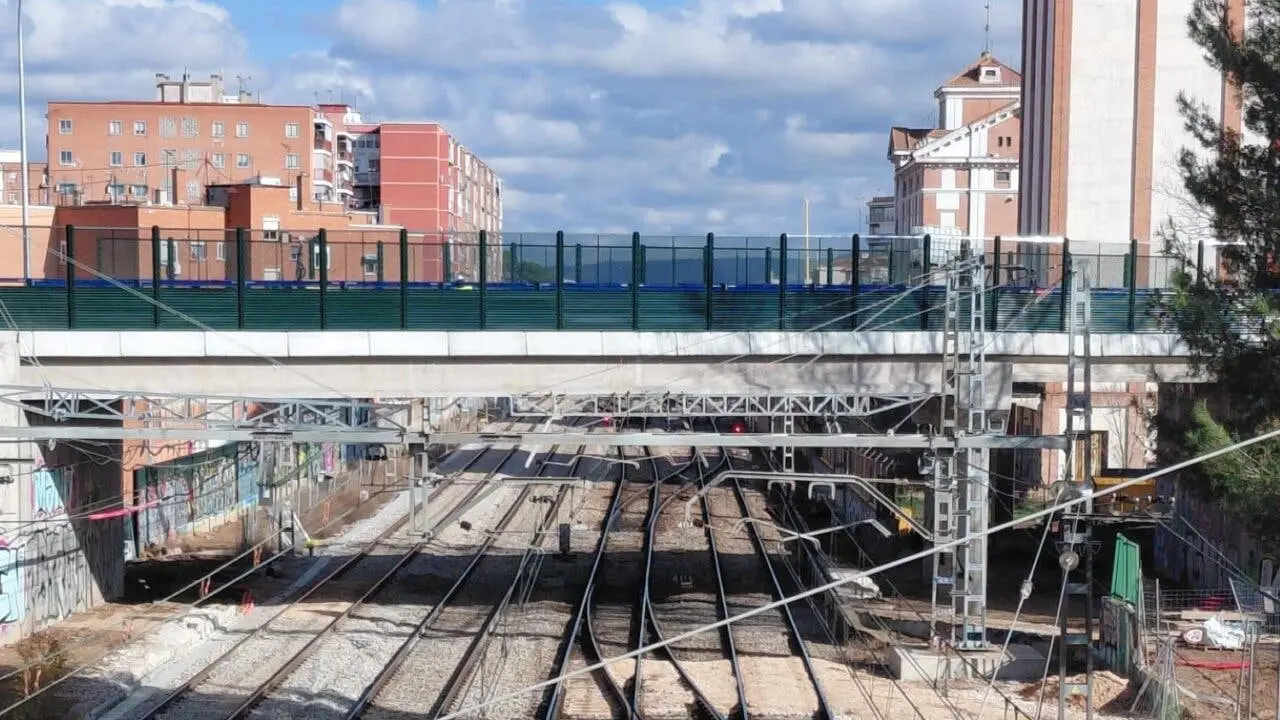 El nuevo paso superior de Luis Astrana Mar&iacute;n mejora la movilidad en Alcal&aacute; de Henares.