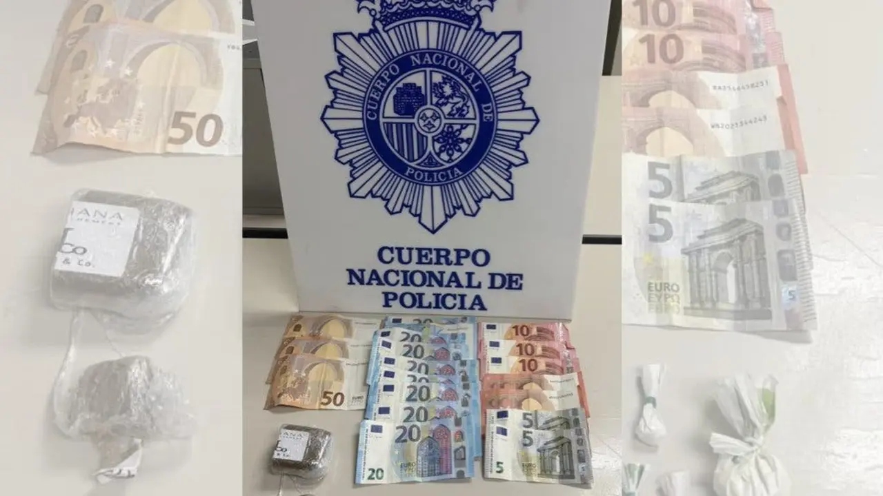 La polic&iacute;a intercept&oacute; a un vendedor de drogas en Guadalajara. Se incautaron sustancias y dinero en efectivo.