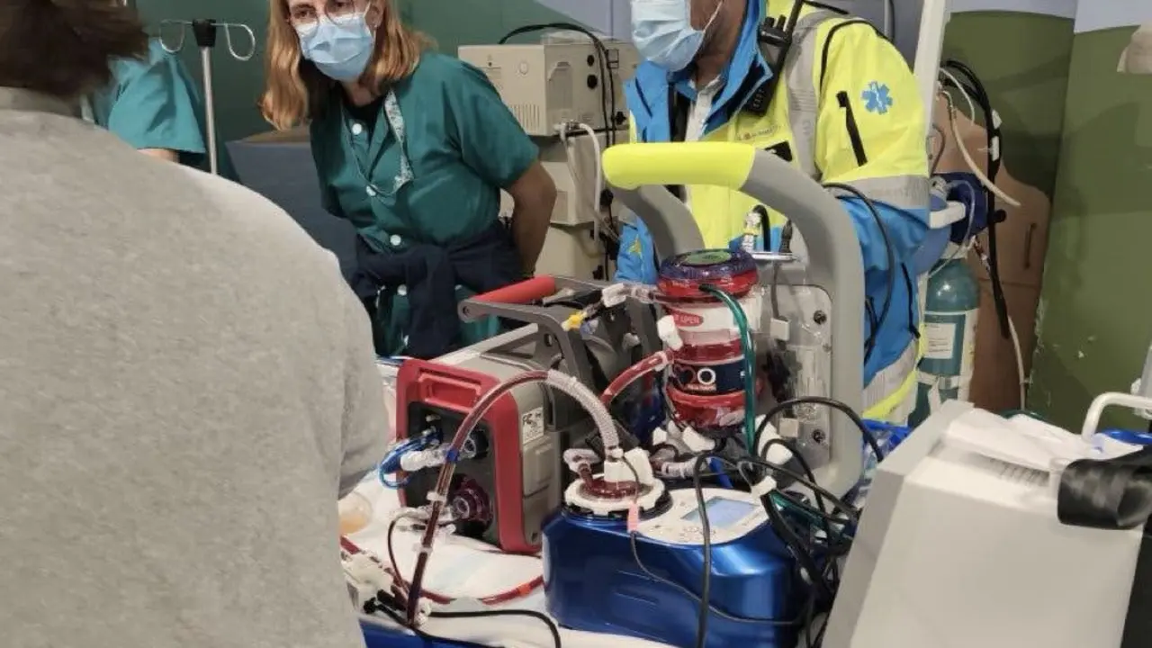El SUMMA realiza traslados cr&iacute;ticos de beb&eacute;s con ECMO en Madrid.