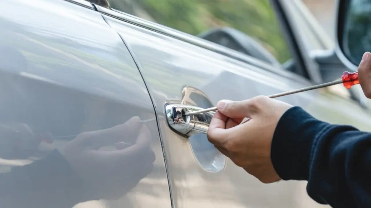 Se han registrado varios robos de coches en Alcal&aacute; de Henares.