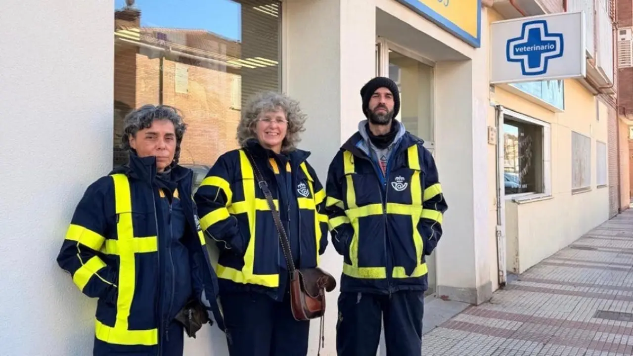 Carteros de Correos en huelga indefinida en Marchamalo.