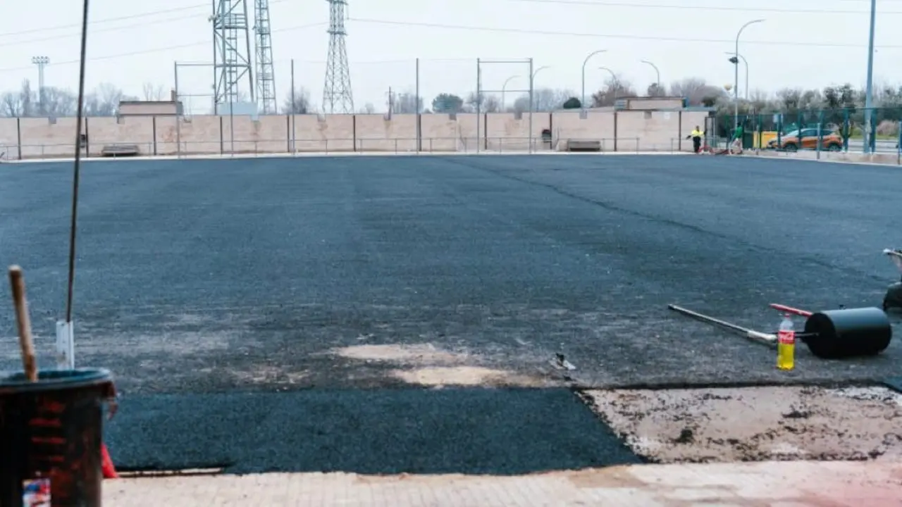 El Polideportivo Justo G&oacute;mez Salto est&aacute; en proceso de reparaci&oacute;n tras las inundaciones.