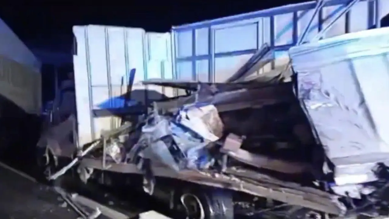 Un camionero result&oacute; gravemente herido tras un choque en la M-50.