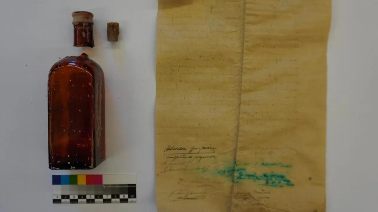 Se encontr&oacute; una botella con un documento sobre el p&aacute;rroco asesinado en 1936 en Campo Real.
