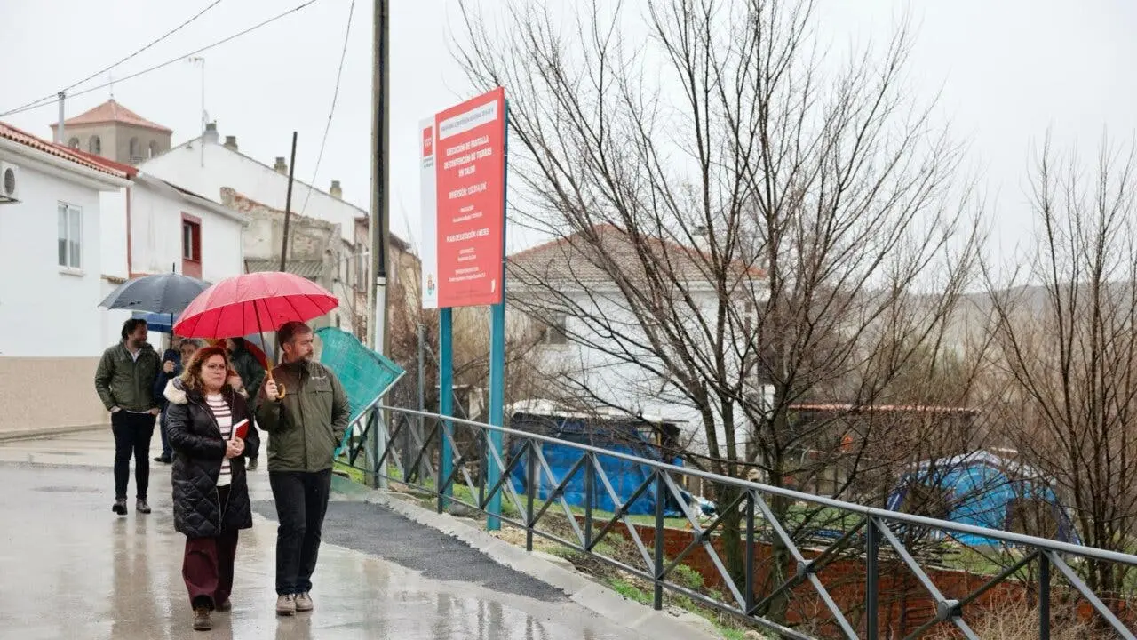 El Gobierno regional visita las obras en Anchuelo y Corpa.