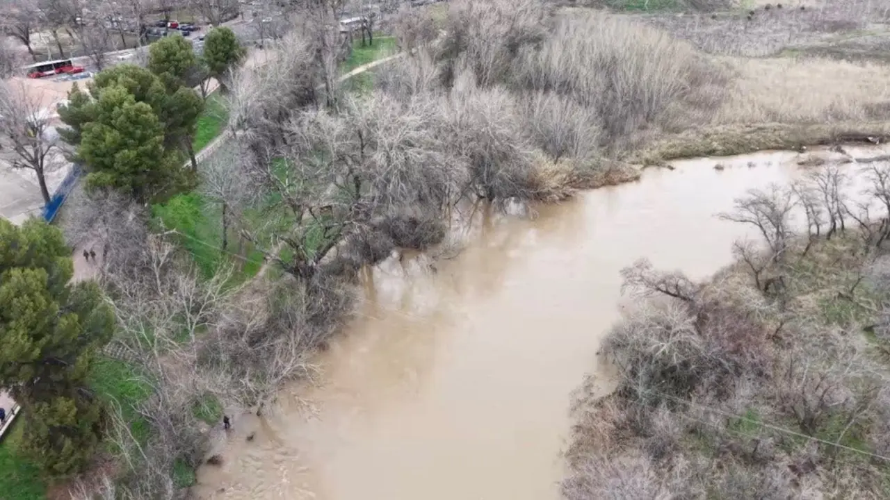 La Confederaci&oacute;n Hidrogr&aacute;fica del Tajo alerta sobre crecidas en los r&iacute;os Henares y Jarama.
