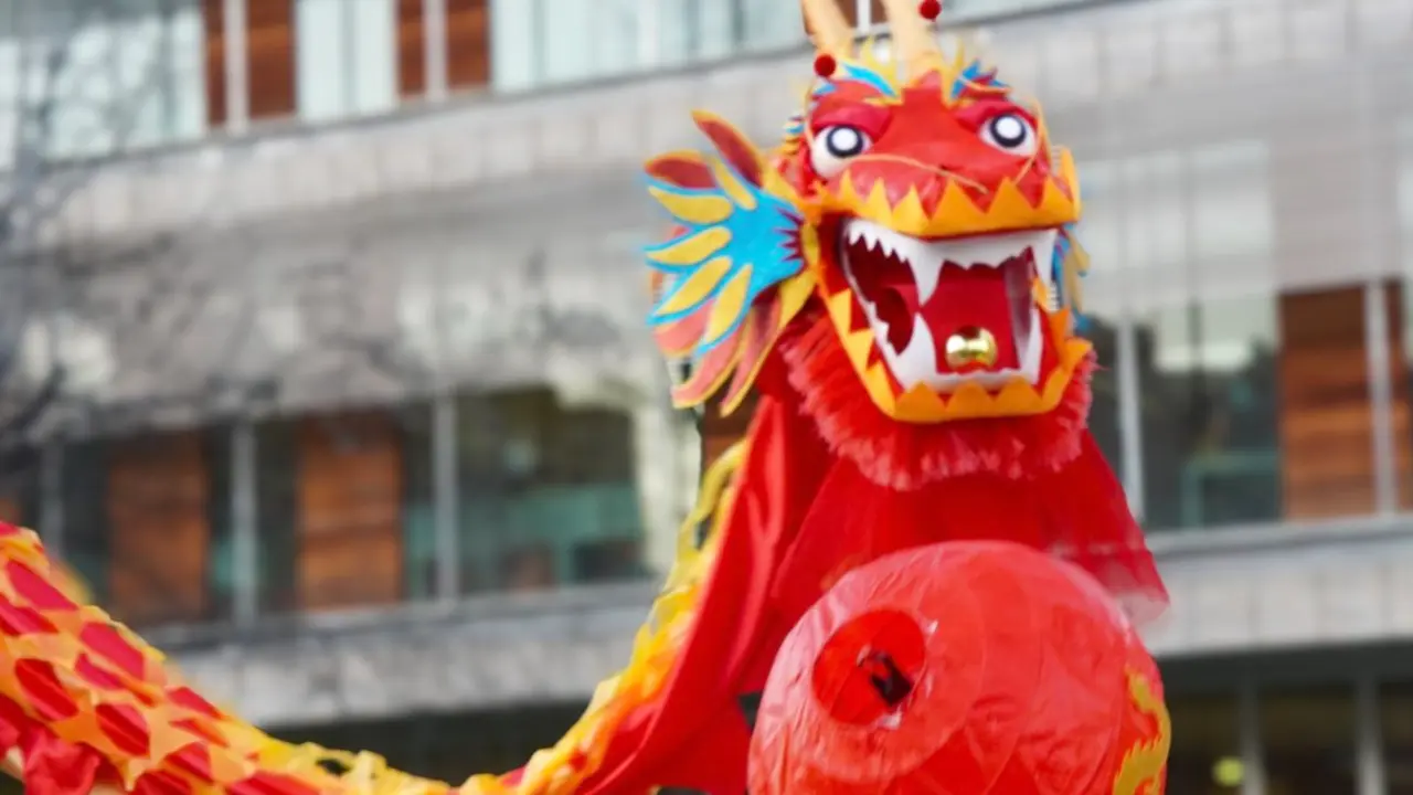 Celebraci&oacute;n del A&ntilde;o Nuevo Chino en Coslada. ASOCIACI&Oacute;N DE VECINOS DE VALLEAGUADO