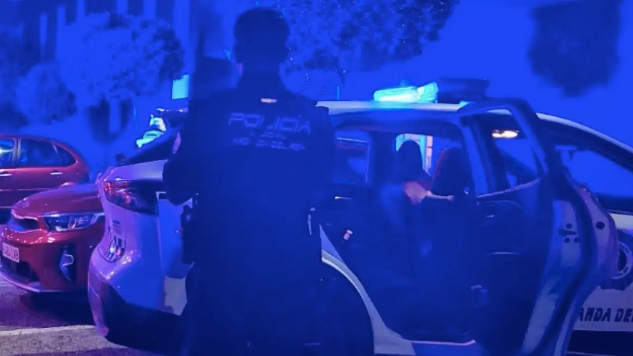 Un agente de la Polic&iacute;a Local de Arganda. AYTO. DE ARGANDA DEL REY