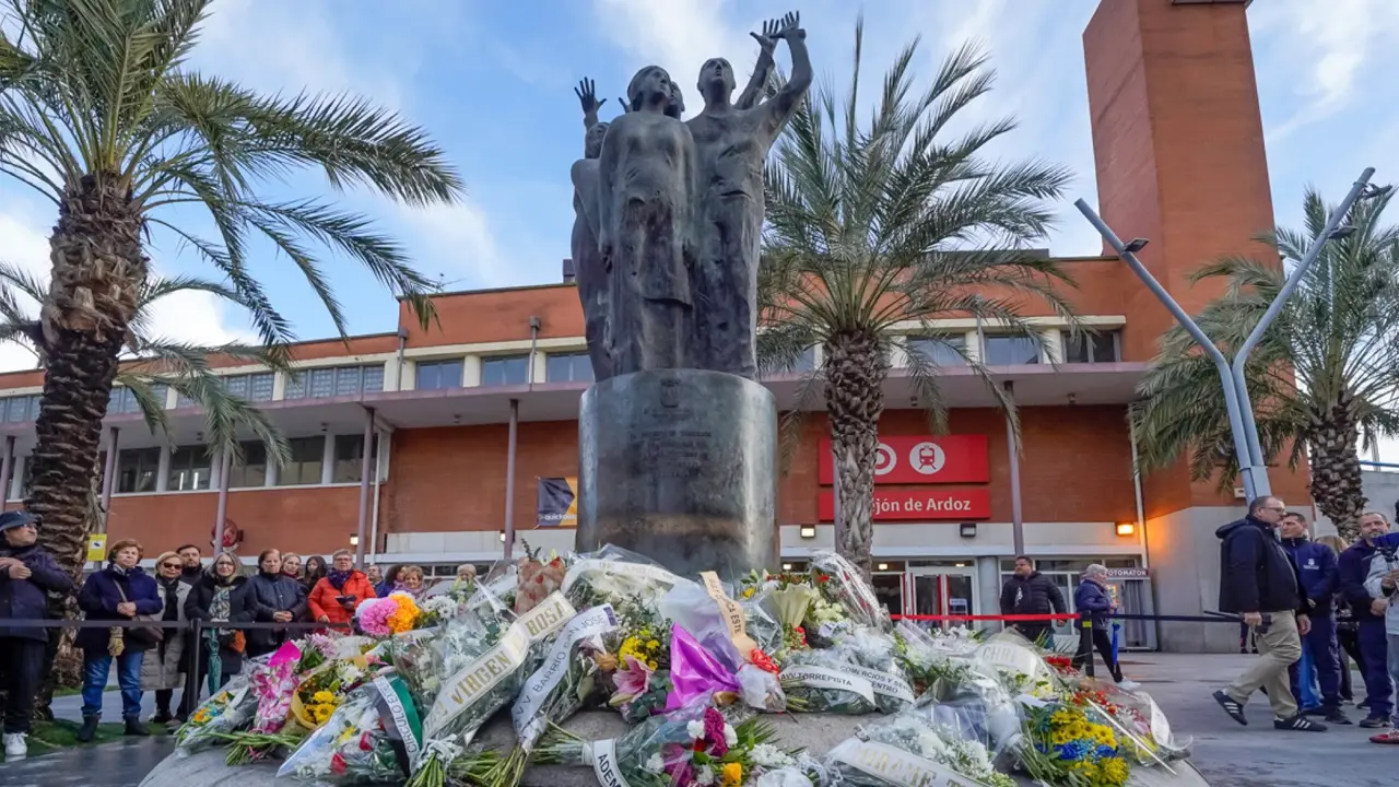 Monumento en recuerdo a las v&iacute;ctimas del 11-M en la Plaza de Espa&ntilde;a de Torrej&oacute;n de Ardoz, en una imagen de archivo. AYUNTAMIENTO DE TORREJ&Oacute;N DE ARDOZ