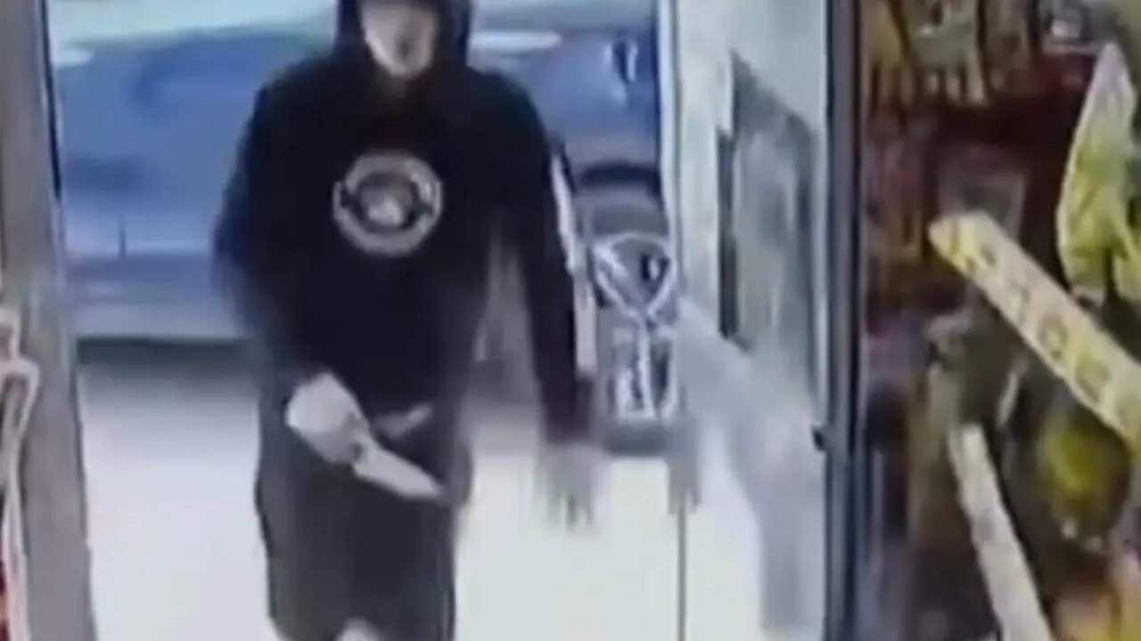 Im&aacute;genes de las c&aacute;maras de seguridad del establecimiento donde ocurrieron los hechos. TELEMADRID