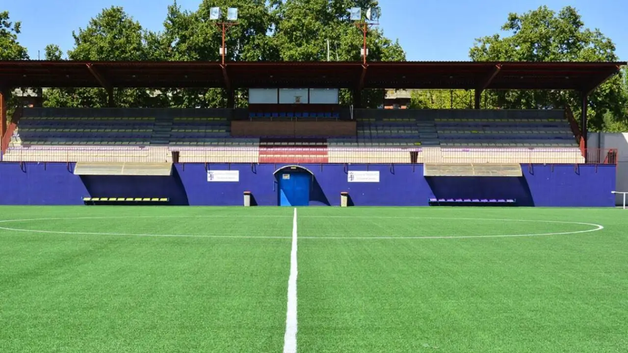 Campo de f&uacute;tbol Las Veredillas. AYUNTAMIENTO DE TORREJ&Oacute;N DE ARDOZ