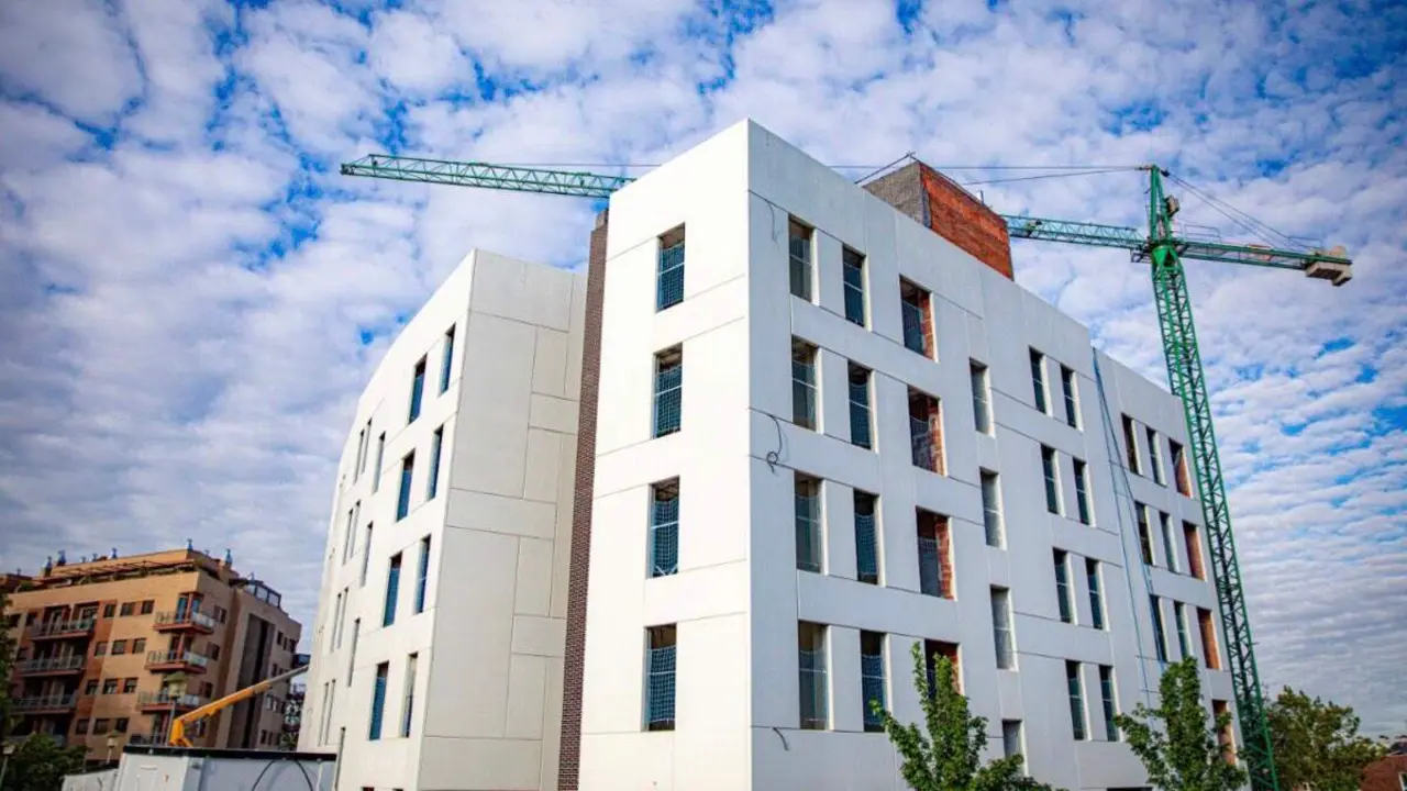 Edificio de viviendas en construcci&oacute;n en Rivas-Vaciamadrid. AYUNTAMIENTO DE RIVAS VACIAMADRID