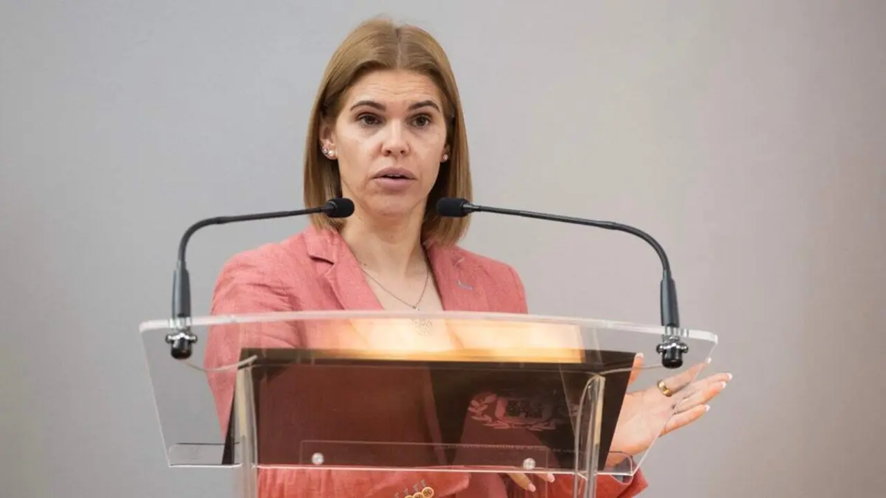 Judith Piquet durante la presentaci&oacute;n del proyecto &lsquo;Parques con Vida&rsquo;. AYUNTAMIENTO DE ALCAL&Aacute; DE HENARES