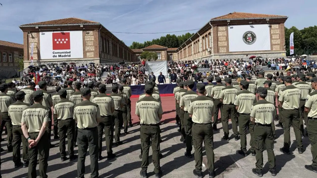 Acto de graduaci&oacute;n de la nueva promoci&oacute;n de agentes forestales de la Comunidad de Madrid. COMUNIDAD DE MADRID