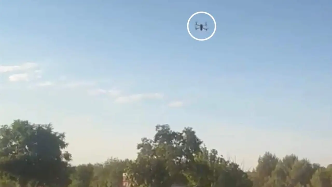 Dron utilizado durante el dispositivo de b&uacute;squeda en Los Cerros de Alcal&aacute;. AYUNTAMIENTO DE ALCAL&Aacute; DE HENARES