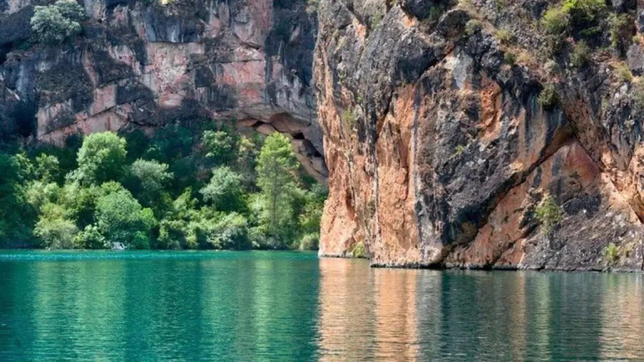 Embalse de Bolarque, en Guadalajara. TURISMO CASTILLA-LA MANCHA