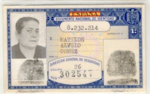 DNImod1975anverso-300x188