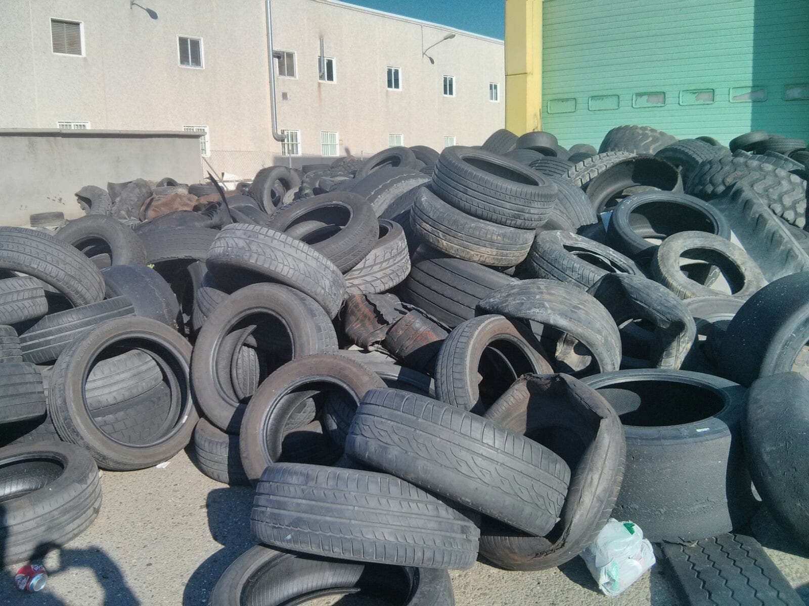 Foto del almacén abandonado. Fuente imagen: Ciudadanos Alcalá