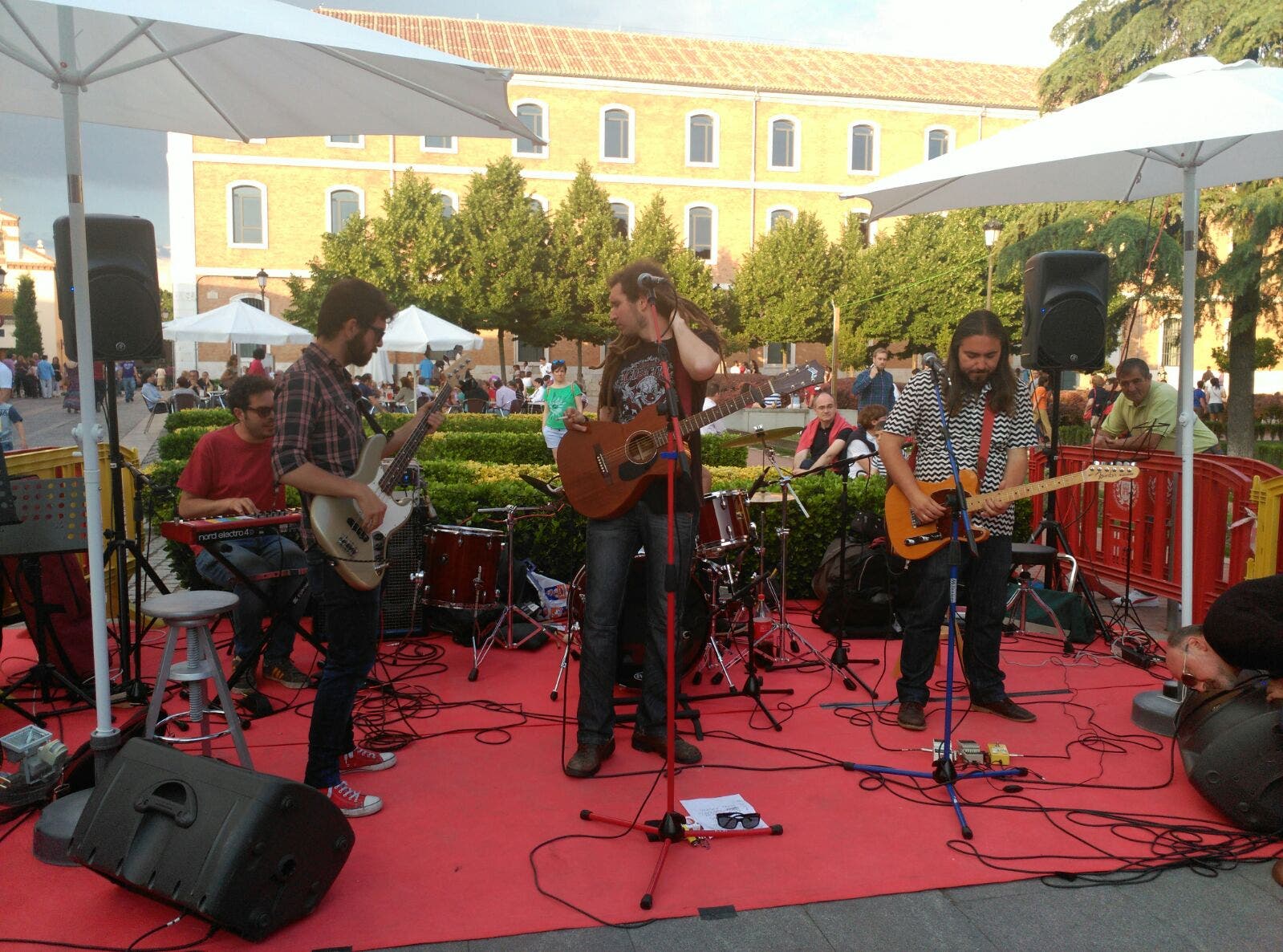 5a77cefc-66ff-4ad2-9b62-4360a3294862