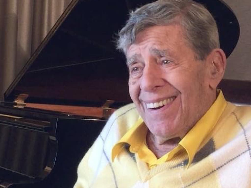 Lewis en una de sus últimas apariciones públicas.