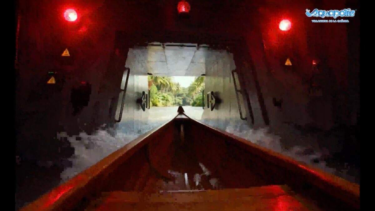 Interior del recorrido de Kilauea. AQUOPOLIS