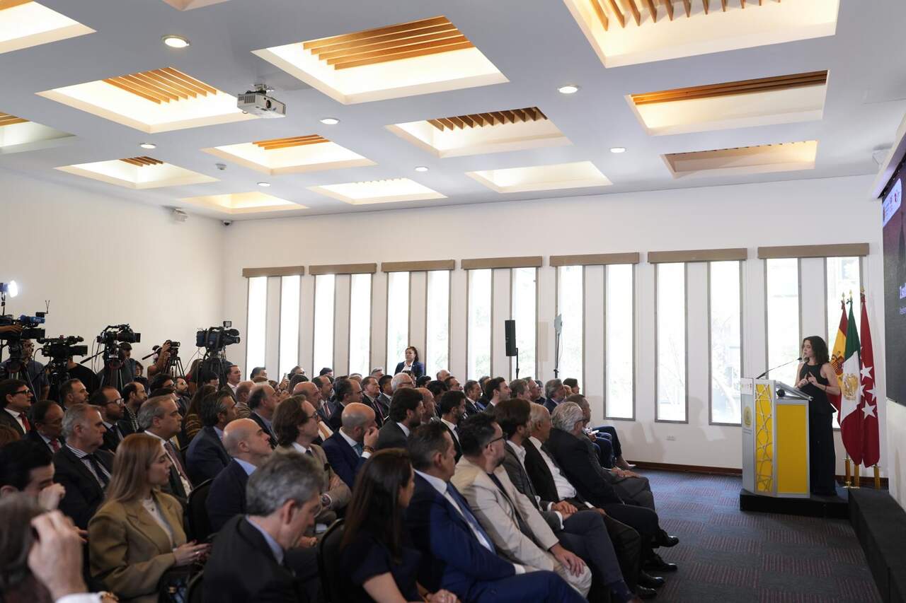 Encuentro de Isabel Díaz Ayuso con empresarios durante su visita a México. COMUNIDAD DE MADRID