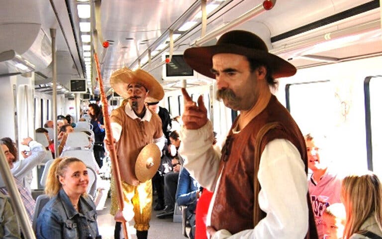 El Tren de Cervantes ya viaja rumbo a Alcalá