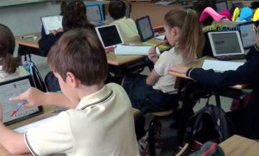 Video- Un colegio de Torrejón implanta el Ipad en clase