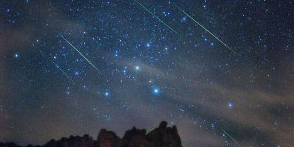 Esta noche podrás ver la mayor lluvia de estrellas del año