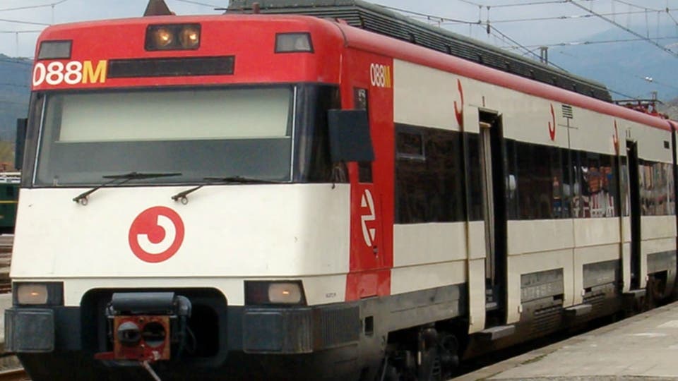 Desvalijan una máquina de venta de billetes de tren en la estación de Azuqueca