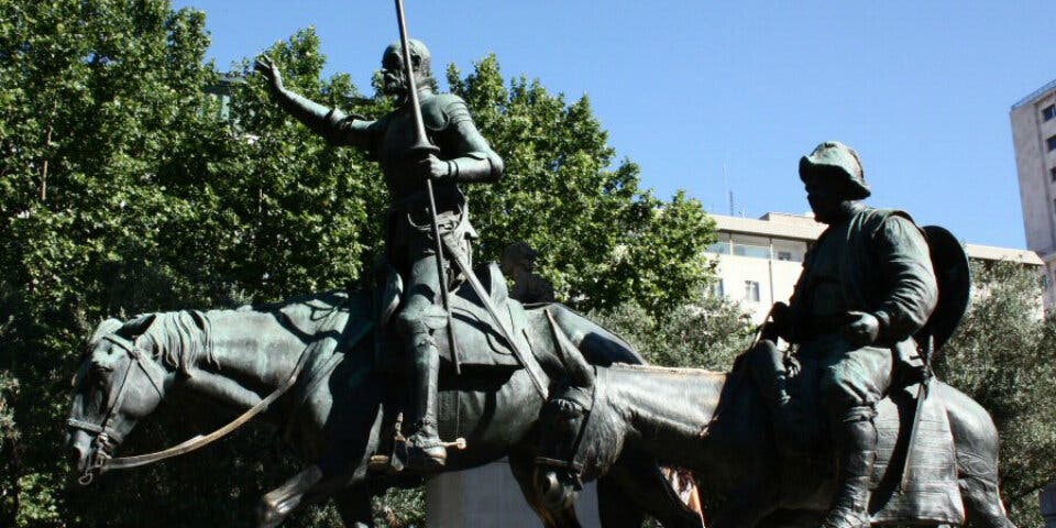 Madrid plantea quitar el monumento a Cervantes de Plaza de España