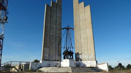 Alcalá almacenará provisionalmente el monumento franquista retirado en Valladolid