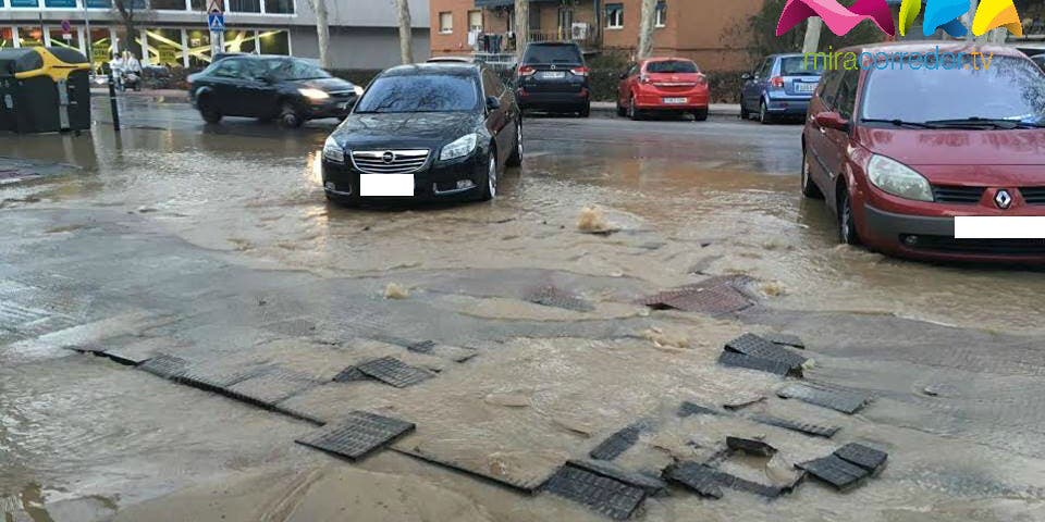 Video- Una avería deja a La Cañada de Coslada sin agua