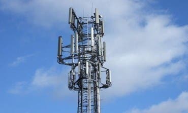 Orange retirará dos antenas de telefonía en Torrejón ante las quejas de los vecinos