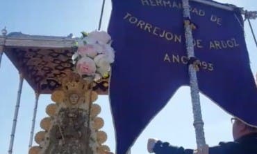 La Hermandad de Torrejón se reencuentra con La Blanca Paloma