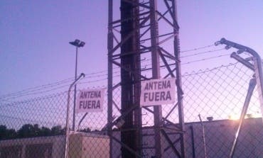 Vecinos de Coslada y San Fernando exigen la retirada de una antena de telefonía