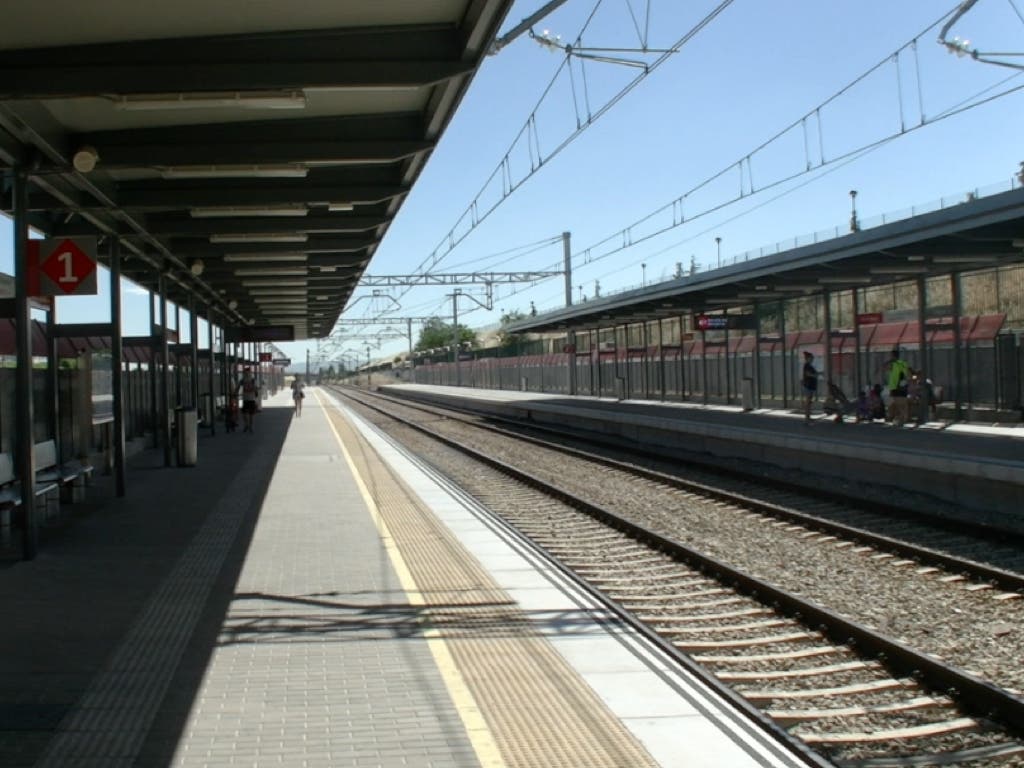 Comienza esta medianoche una huelga en Renfe que complicará el viernes