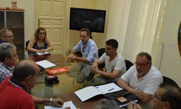 Alcalá apoyará a los trabajadores de ROCA en la negociación del ERTE