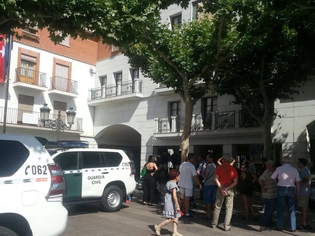 La Guardia Civil registra el Ayuntamiento de Torrejón