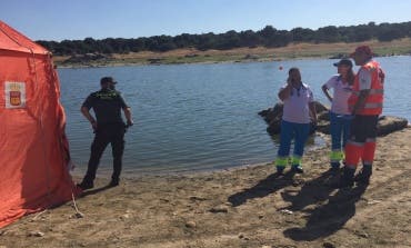 Se estrella un helicóptero en el Embalse de Valmayor, en El Escorial