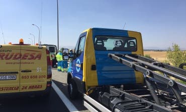 Fallece el conductor de una grúa tras ser atropellado en la M-50