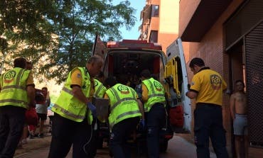 Muy grave una mujer en Vicálvaro tras caer de un segundo piso mientras limpiaba los cristales