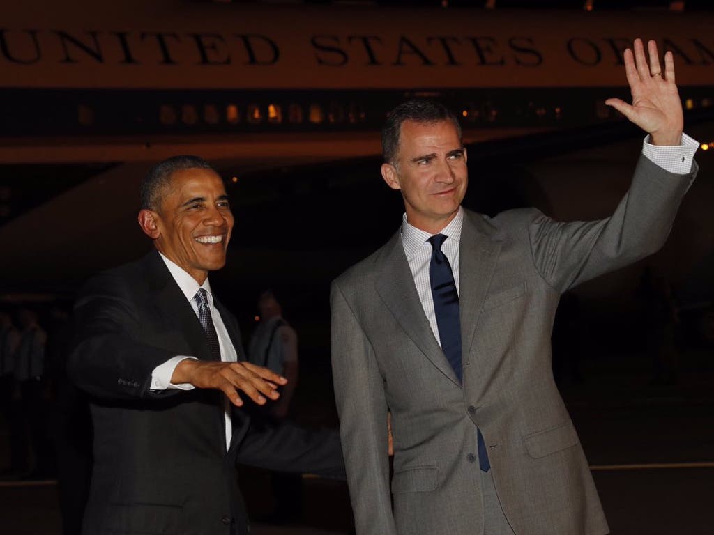 Obama, recibido por Felipe VI en Torrejón