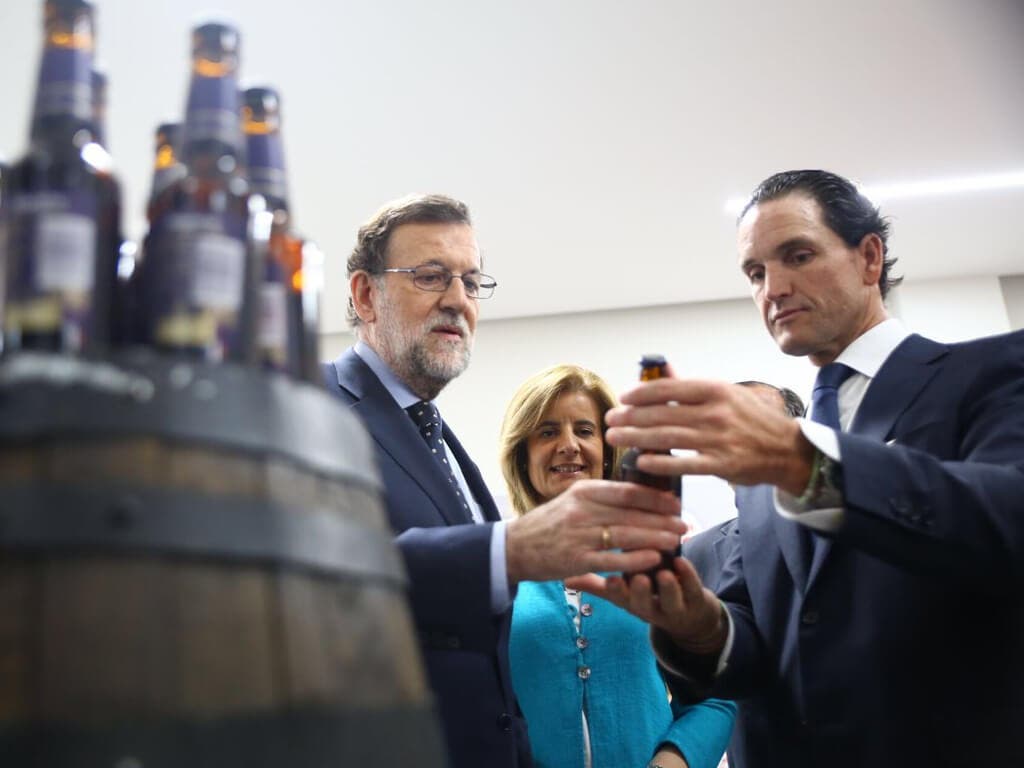 Rajoy visita la planta de Mahou San Miguel en Alovera que da empleo a 600 personas