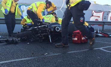 Grave accidente de moto en la M-30. Herido un joven de 32 años
