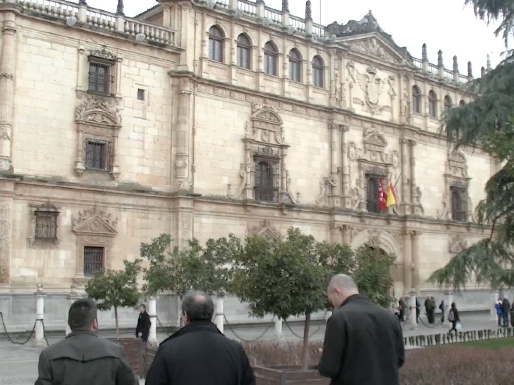 La fachada de la Universidad de Alcalá se podrá visitar desde los andamios durante las obras