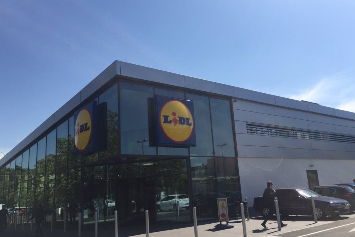 Así es la nueva tienda de Lidl en Coslada, la más sostenible de España