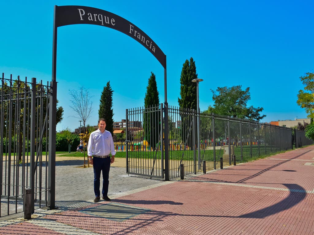 El Ayuntamiento de Torrejón valla nuevos parques a petición de los vecinos