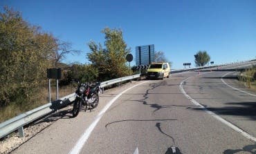 Herido un motorista tras salirse de la carretera en Villar del Olmo