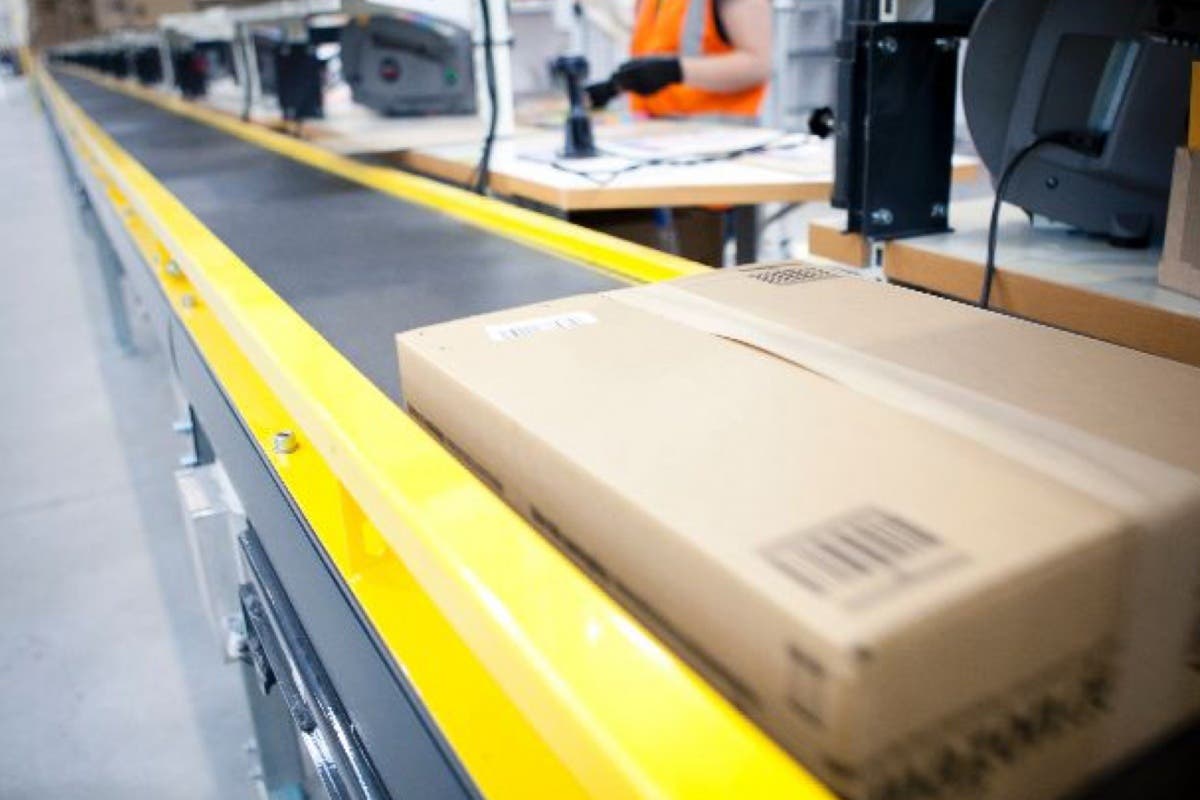 Amazon contratará a 2.700 personas en San Fernando y Barcelona